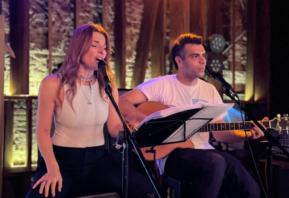 El dúo Magia blanca propone un show de clásicos del rock nacional (fotos gentileza).