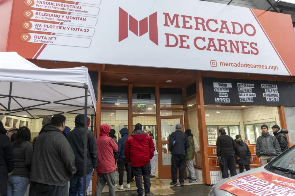 Desde la inauguración, un gran número de vecinos visitaron el local 