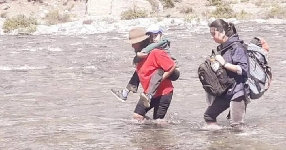 Las familias arriesgan sus vidas a diario en ese sector.