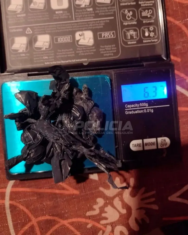 Dos personas detenidas tenían pedido de captura. Foto: diarioandino.com.ar