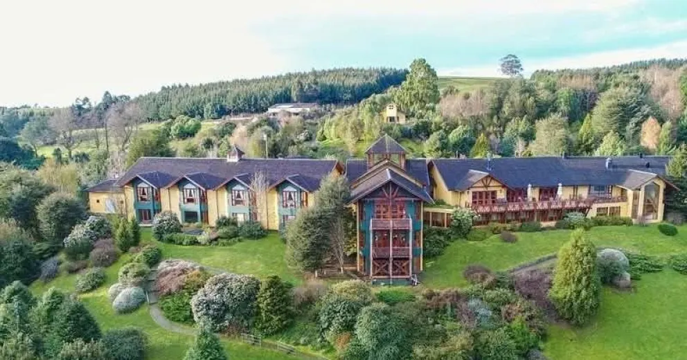 La empresa ofreció devolver el dinero pagado por la estadía y cubrir los gastos médicos. Abrieron una investigación.