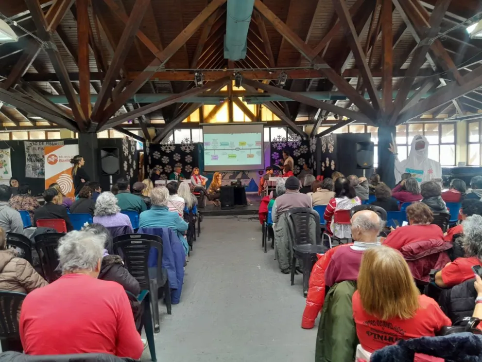 Acompañado por una gran concurrencia, comenzó este lunes con diversas propuestas (Foto prensa evento)