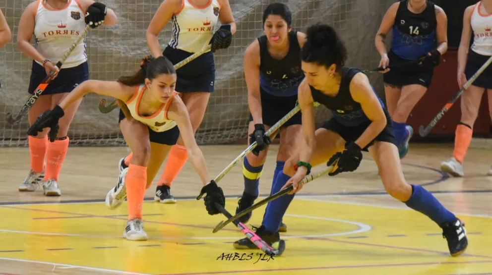 Seguirán sumando puntos para cerrar el año de la mejor manera en el Play Off (Fotos Asociación de Hockey de Bariloche y Lagos del Sur)