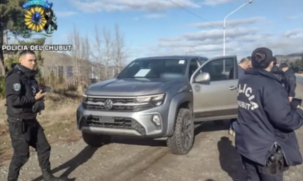 Personal del Puesto 627 y del Mini Comando AURE lograron interceptar el vehículo sospechoso en la Ruta 259. Foto: gentileza