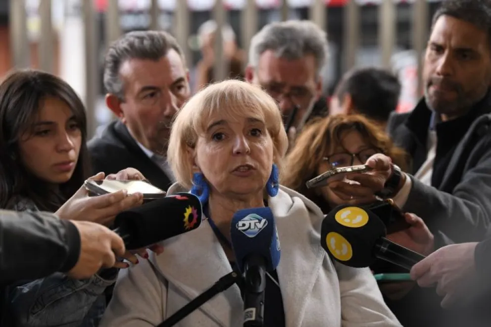La diputada del PRO Silvina Guidici en diálogo con la prensa. 