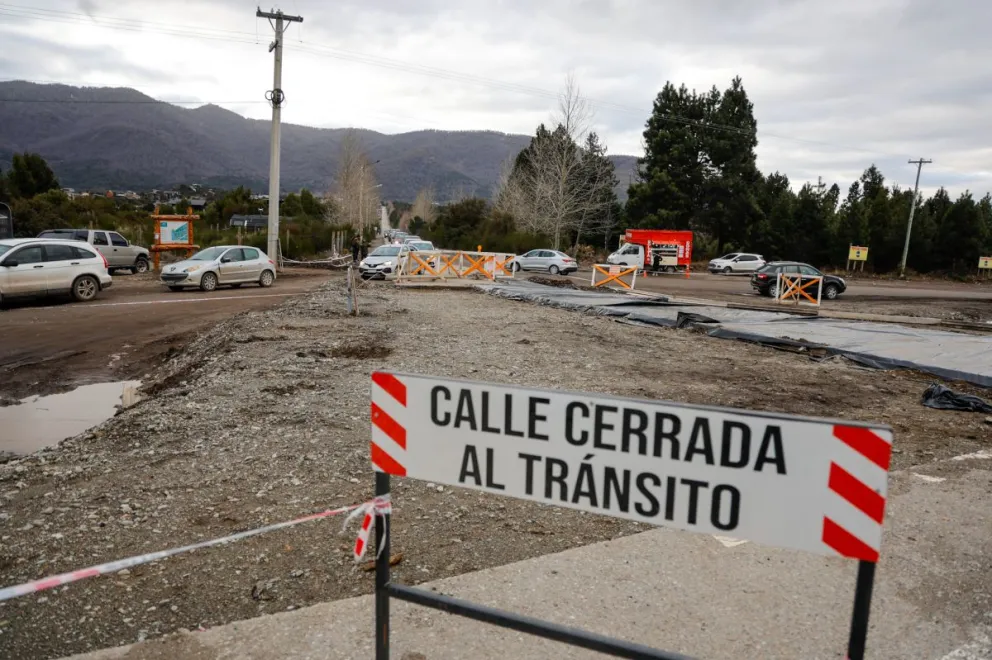 Los heridos fueron trasladados al Hospital Zonal. Foto: Eugenia Neme