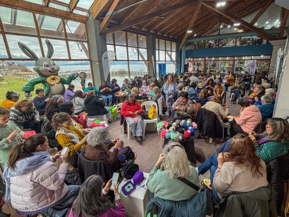 Enorme Tejetón en el marco de la Fiesta de la Nieve (fotos: Eugenia Neme) 