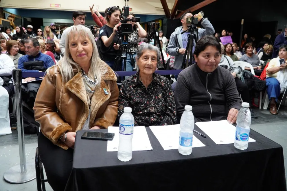 La responsabilidad de elegir basadas en su gusto y experiencia. Foto de Facundo Pardo.