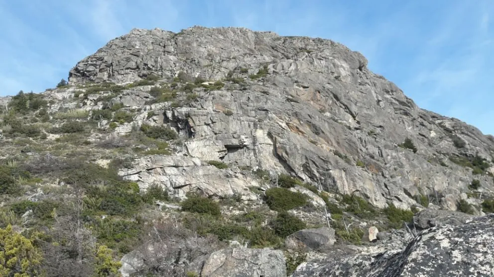 Subir por Palotinos: no es un acceso común de trekking, requiere preparación y exigencia. Foto: Facundo Pardo