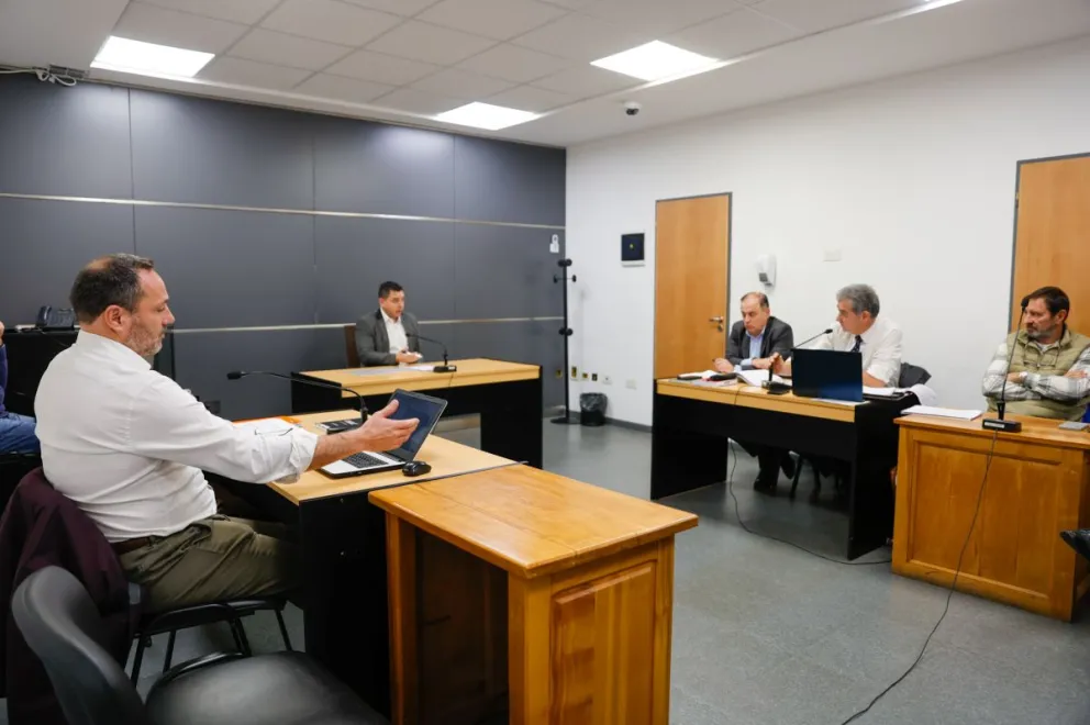 La causa, aún en etapa preliminar, avanza entre maniobras procesales y tensiones institucionales.