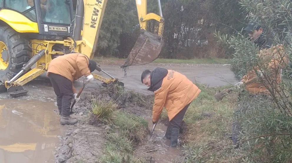 Tareas en barrios como Villa los Coihues, Catedral, entre otros. Foto: gentileza