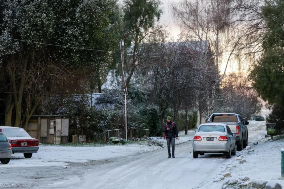 Una postal de la nieve en la ciudad / Fotos Euge Neme 