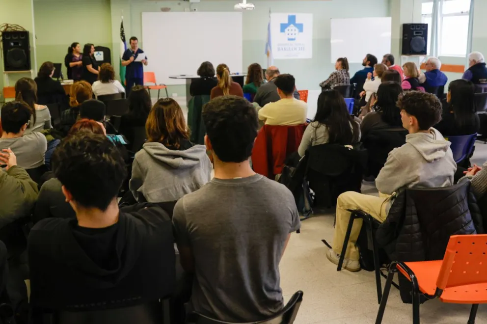 Durante la ceremonia se formalizó además el nombramiento de un padrino para el grupo activo de hemopromotores (fotos: Eugenia neme)