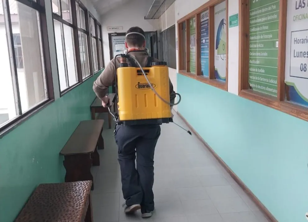 Fumigaron el Centro Administrativo para evitar plaga de roedores 