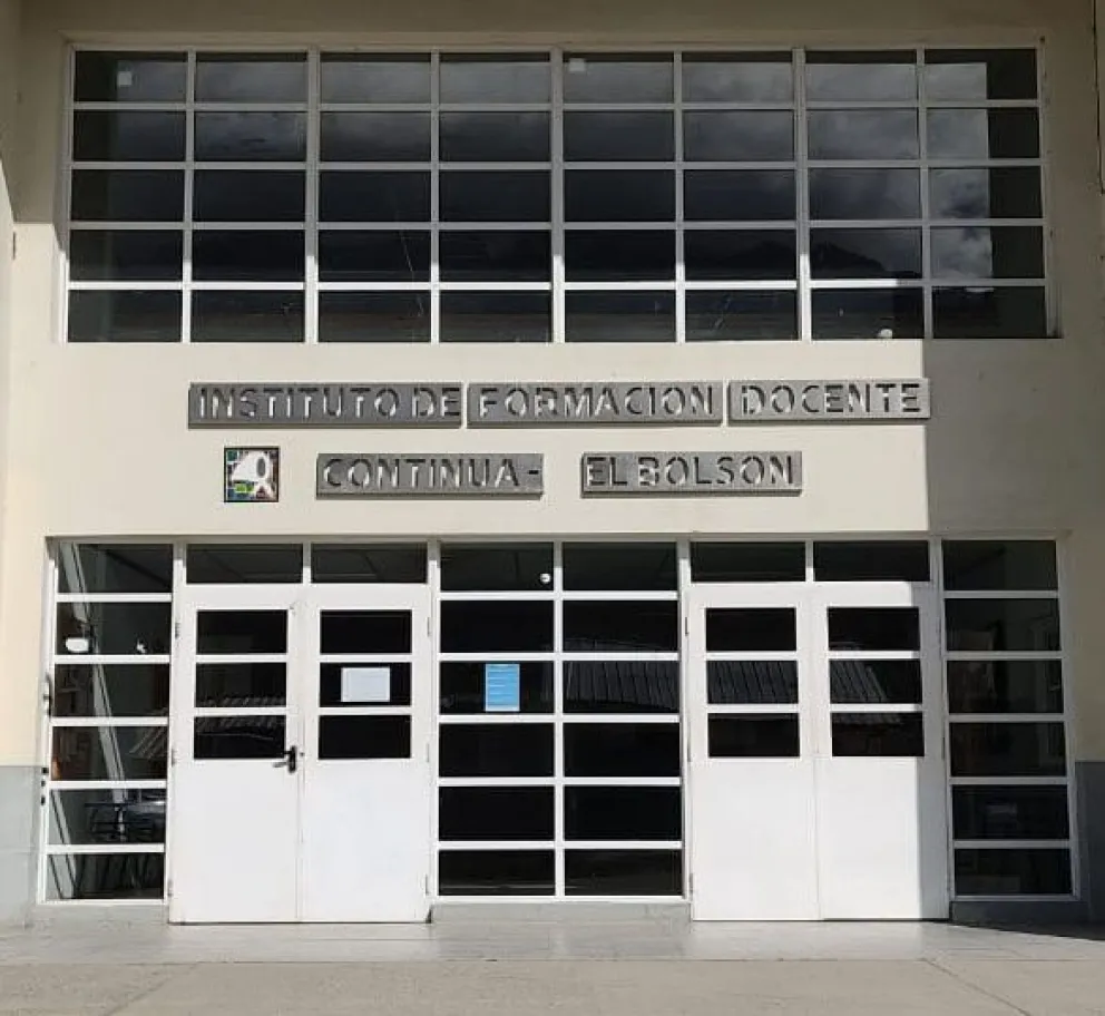La Cámara consideró que la opinión del docente demandado no constituye un ilícito civil