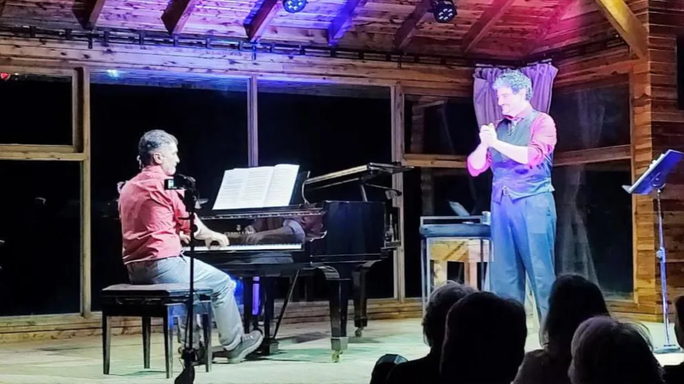 Luengo y Vittadini reinciden en Bariloche con "Las voces del amor".