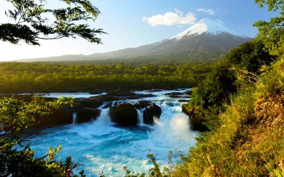 Vista del volcán Osorno, emblema del parque nacional en cuestión.