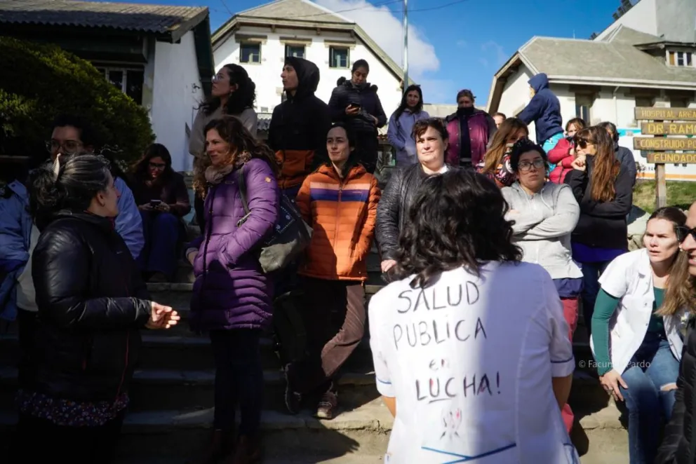 La asamblea de esta mañana. Fotos de Facundo Pardo.