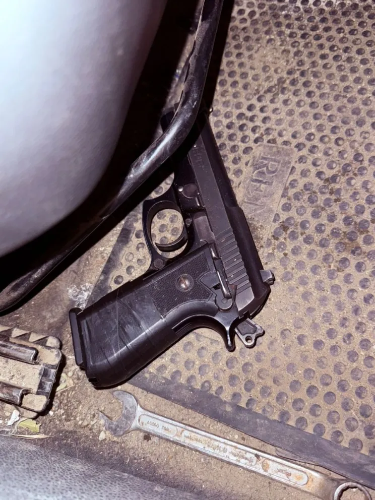 El arma secuestrada.