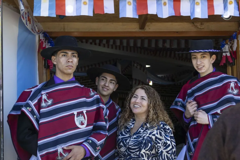 Siguen los festejos por las Fiestas Patrias chilenas en Bariloche (foto: Eugenia Neme)