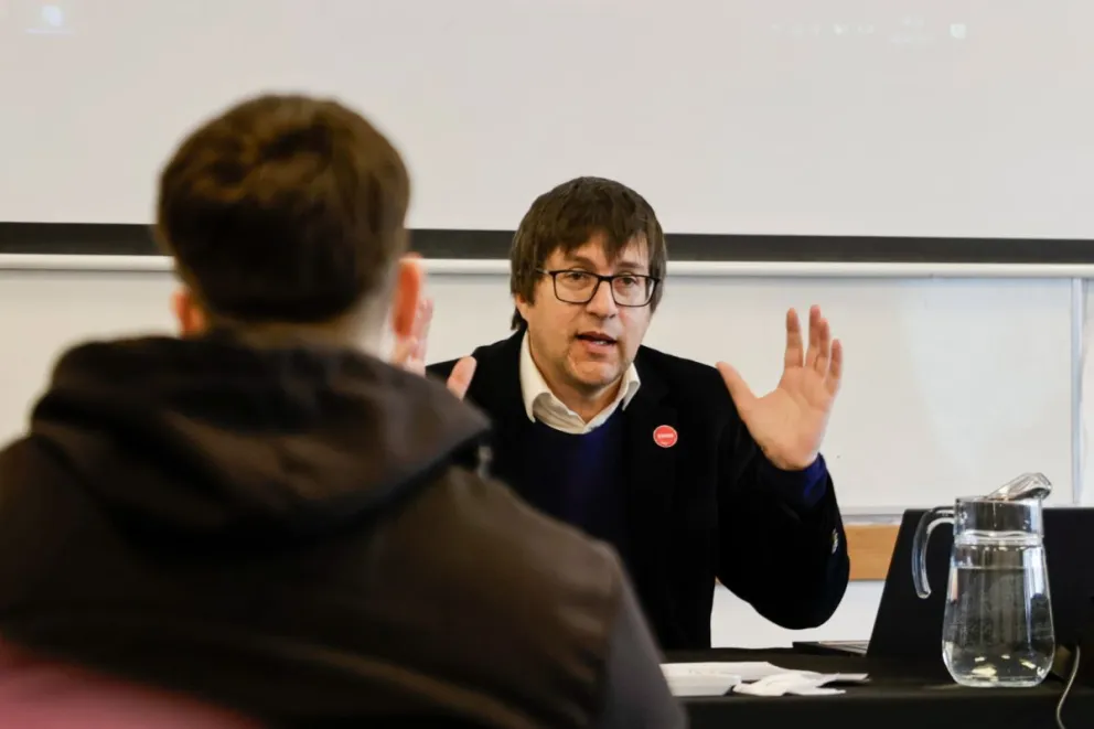 El Vicerrector en el acto de apertura / Fotos Euge Neme 