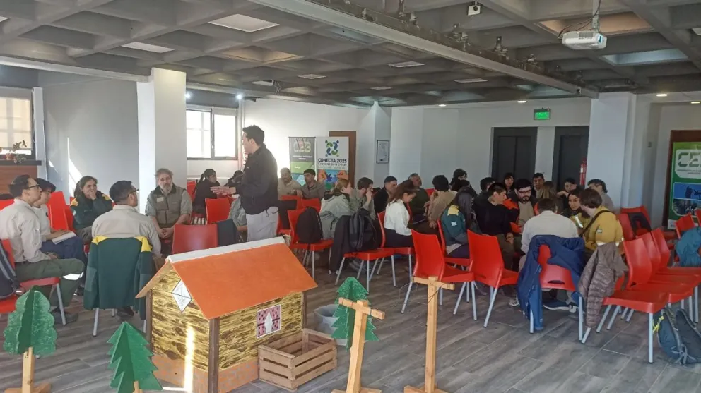 Se presentaron herramientas prácticas a partir del análisis de situaciones cotidianas de comunicación. Foto: gentileza