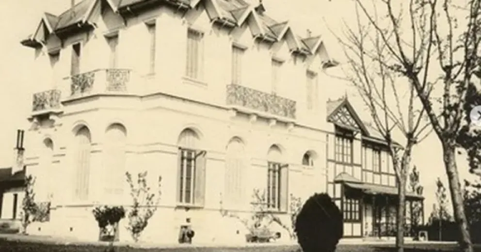 El Establecimiento San Huberto y Castillo de Luro. Foto: @santarosaantigua.