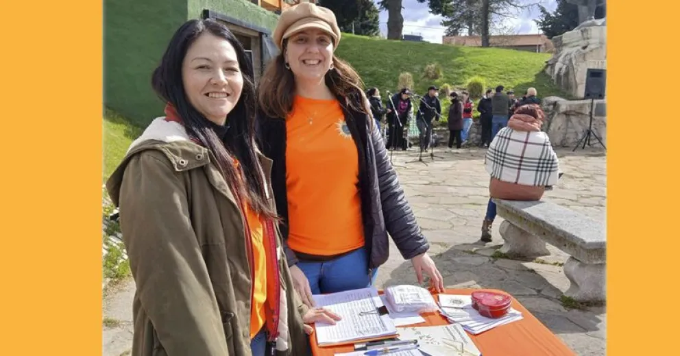 Recolección de firmas del fin de semana pasado.