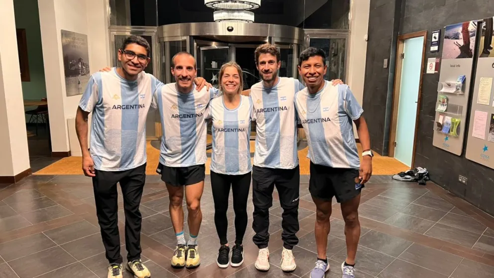 Orgullo local: Javier Mariqueo, Marco Vidoz, Emilia Giustiniani, Patricio González y Gabriel Rueda salen a escena en España (Fotos gentileza).