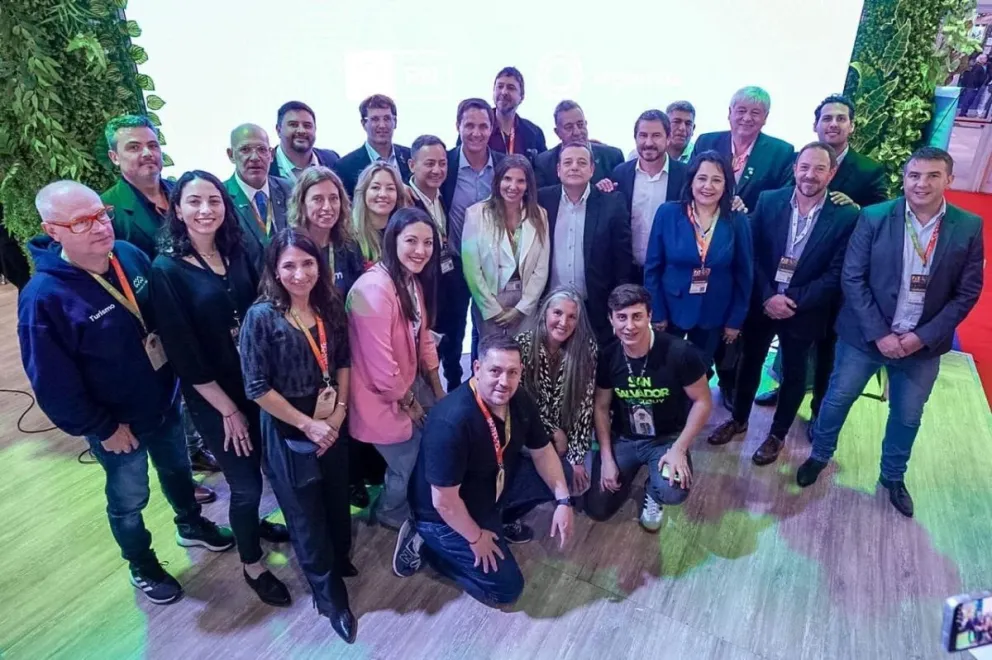 Integrantes de la Red Federal de Municipios Turísticos, en el lanzamiento del encuentro que se llevará a cabo en Bariloche.