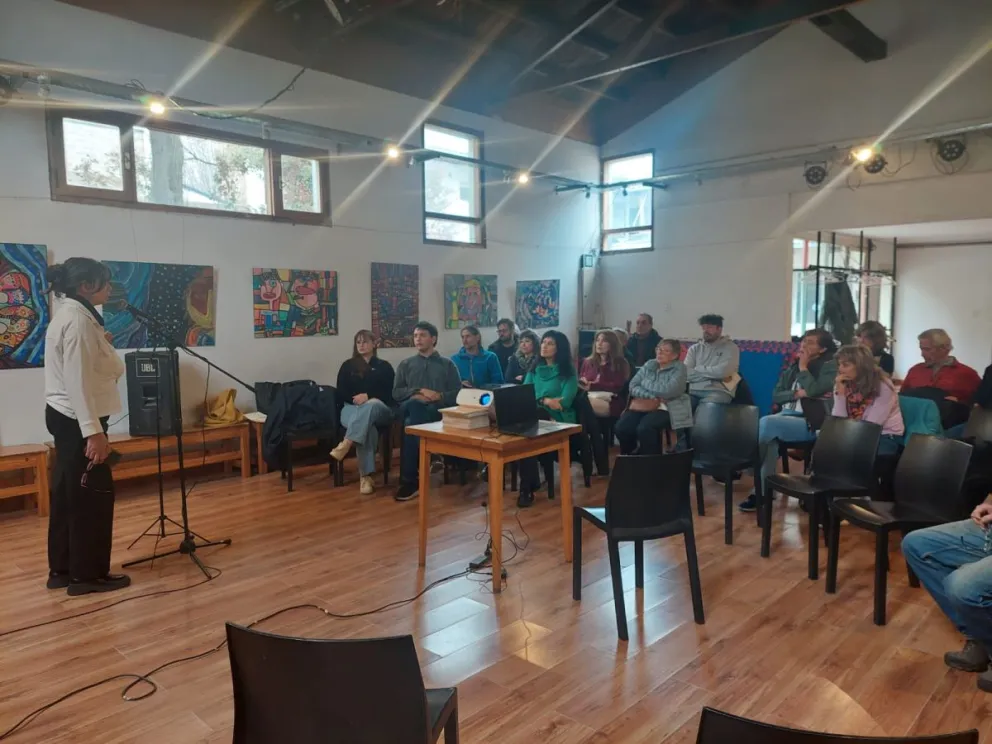 Elevará los pedidos de informes correspondientes a las áreas responsables.