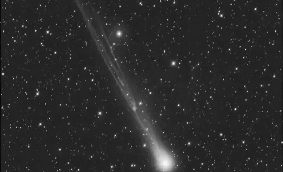 Se informó que actualmente dicho cometa está surcando los cielos del norte.