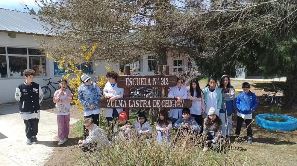Los alumnos de la primaria son grandes protectores del río.