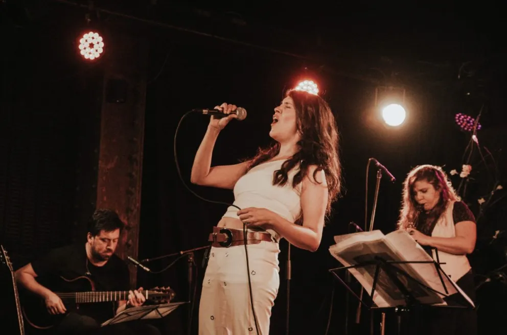 Camila, con los pies en el sur.