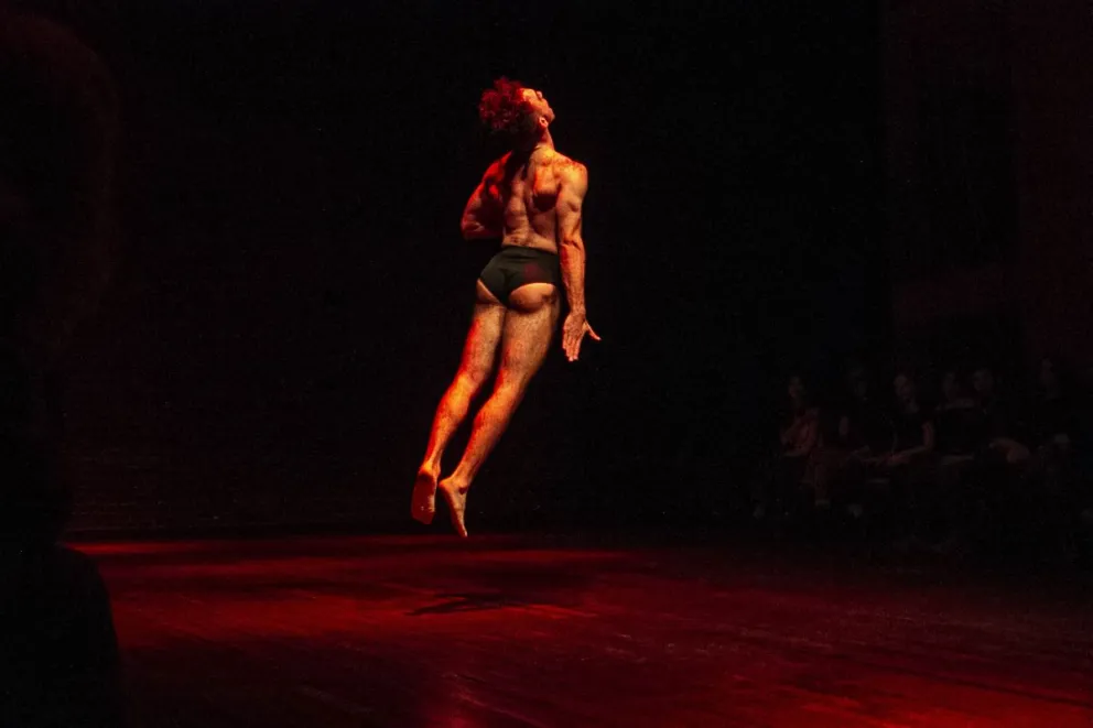 "Toda la noche galoparé así".