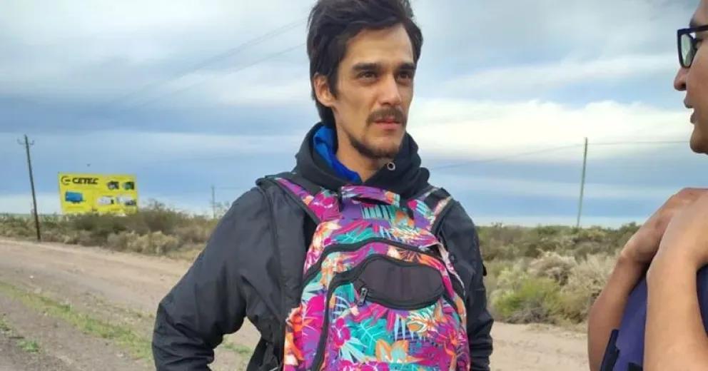 El joven buscado no tiene celular y eso dificulta su ubicación.