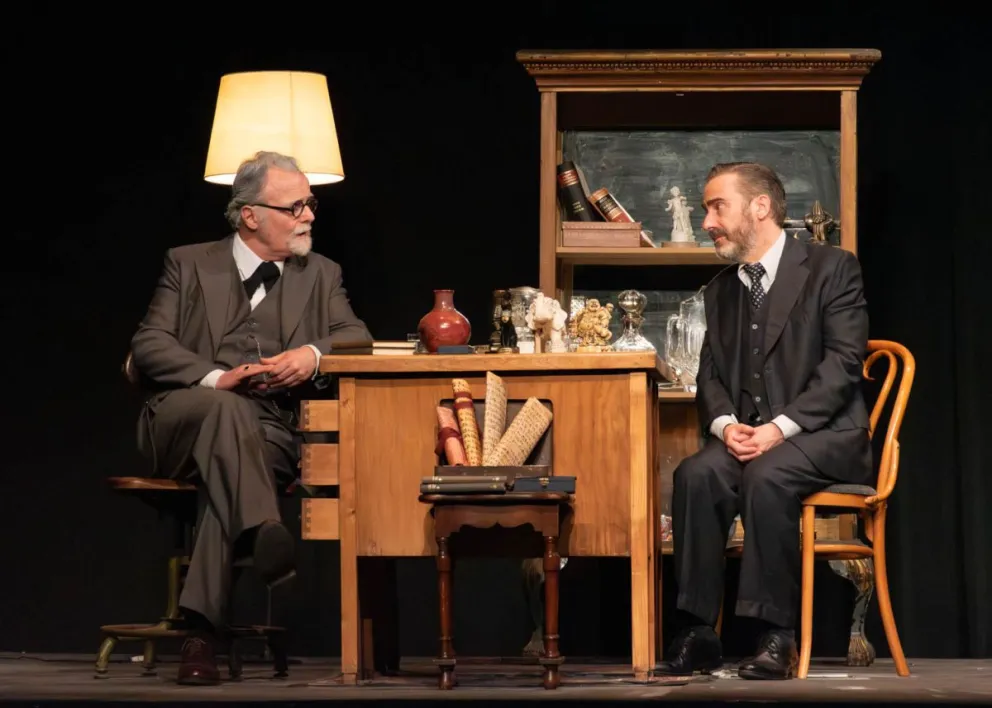 Octubre pasado: memorable función de "La última sesión del doctor Freud" en la sala del teatro público.