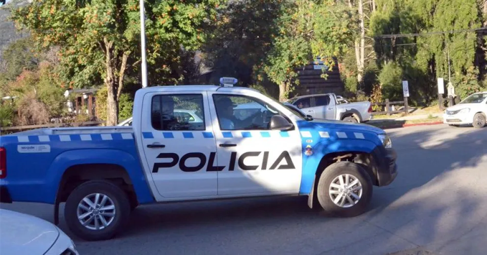 "Villa La Angostura ya no es la de antes" dijo el dueño del vehículo.