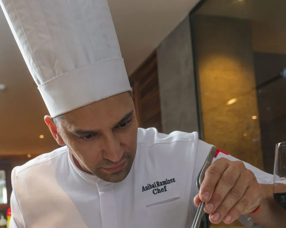 Concentración extrema para conseguir alquimia gastronómica (imágenes gentileza).