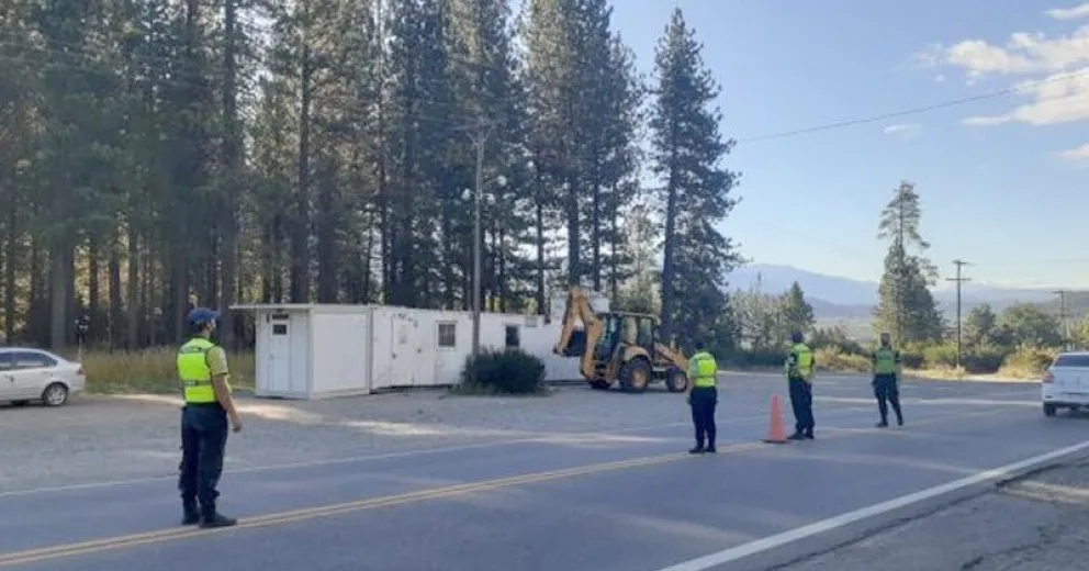Además, se impuso a los tres condenados una inhabilitación especial de 4 años y 6 meses para desempeñarse en fuerzas de seguridad de la provincia del Chubut.