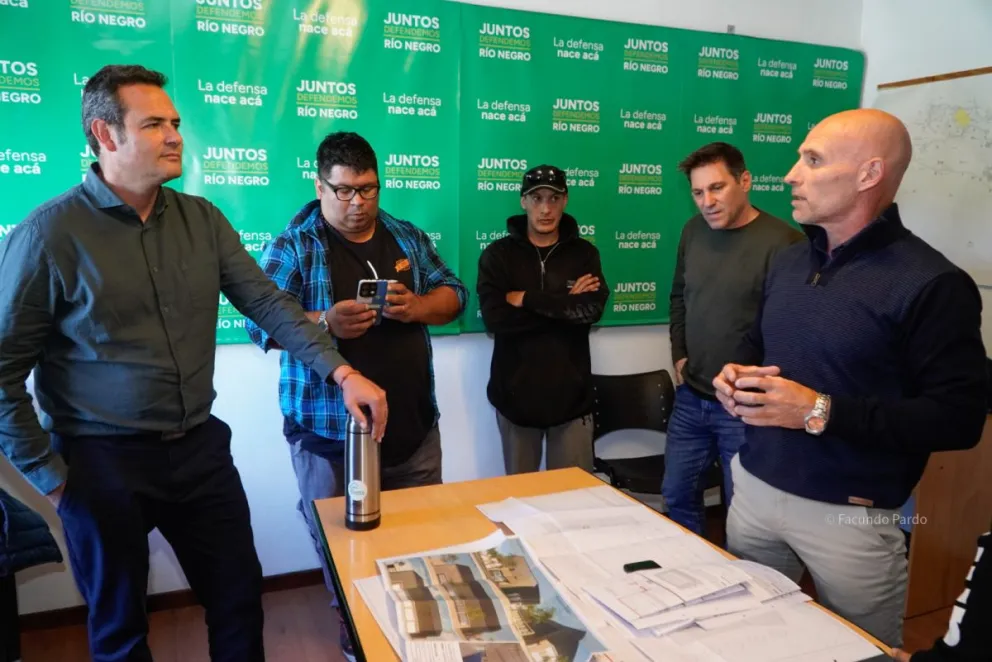 Presentaron los primeros planos para la construcción de el polideportivo más grande de Bariloche y la Provincia. Fotos: Facundo Pardo