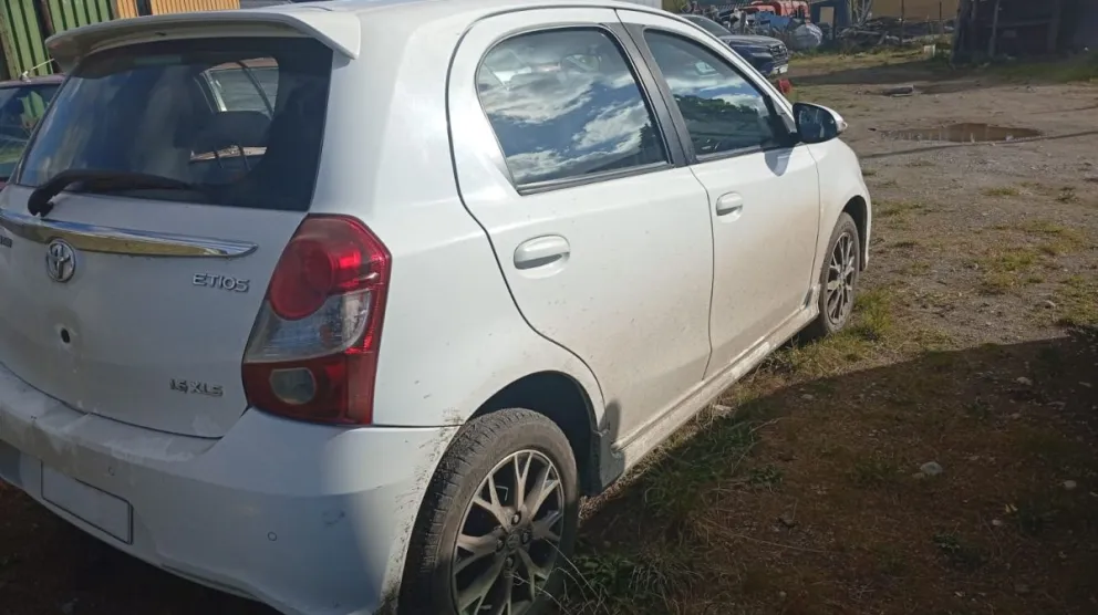 Las cámaras captaron un vehículo con pedido de secuestro circulando en Ruta 40