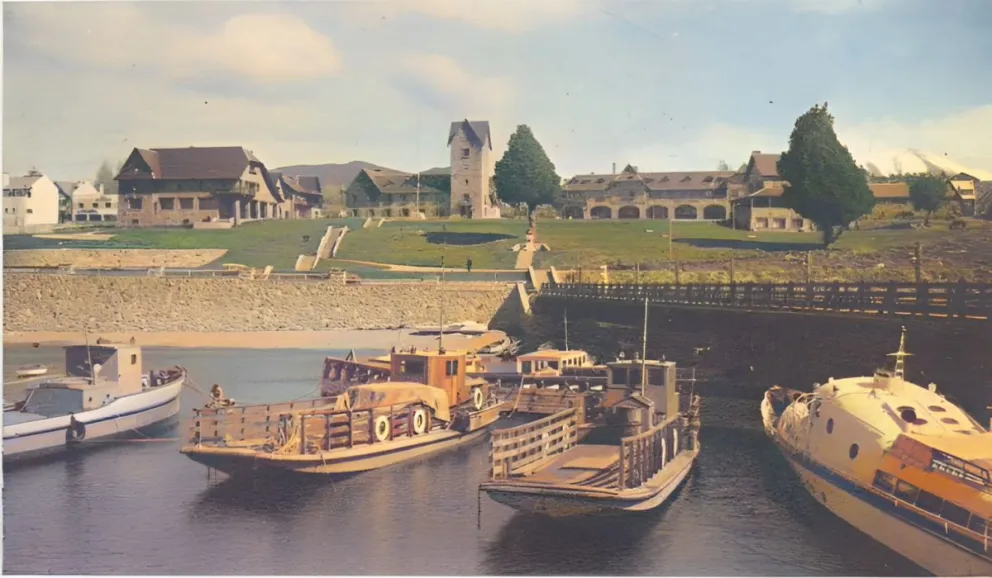 Otro Bariloche, el Centro Cívico y la costanera, cuándo no existían el Puerto San Carlos ni el moderno Skatepark.