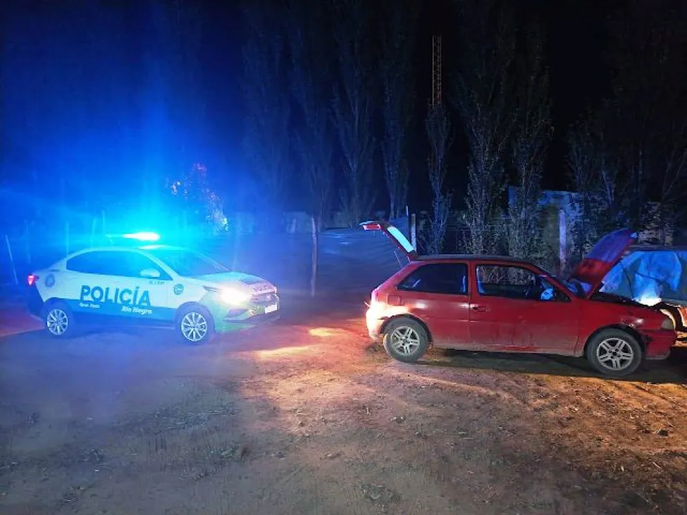 El sujeto detenido no contaba con documentación personal ni del vehículo al momento del control. 