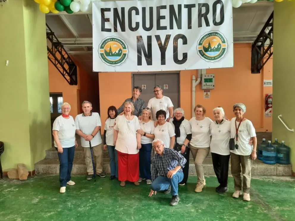 Encuentro a pura sonrisa y nostalgia (fotos gentileza).