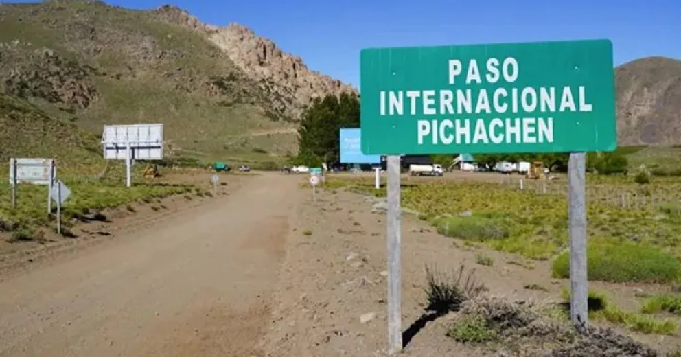 Se trata de un paso muy utilizado por pobladores que cuentan con familia del otro lado de la Cordillera.