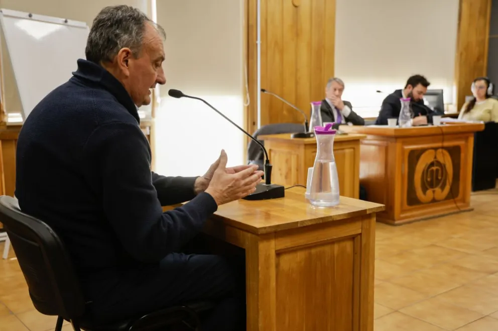 El ex intendente de San Carlos de Bariloche durante una de las audiencias del juicio. 