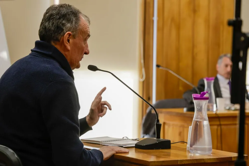 Gennuso defendió su actuación y cuestionó que la fiscalía busca "titulares en la prensa". (Foto Eugenia Neme)