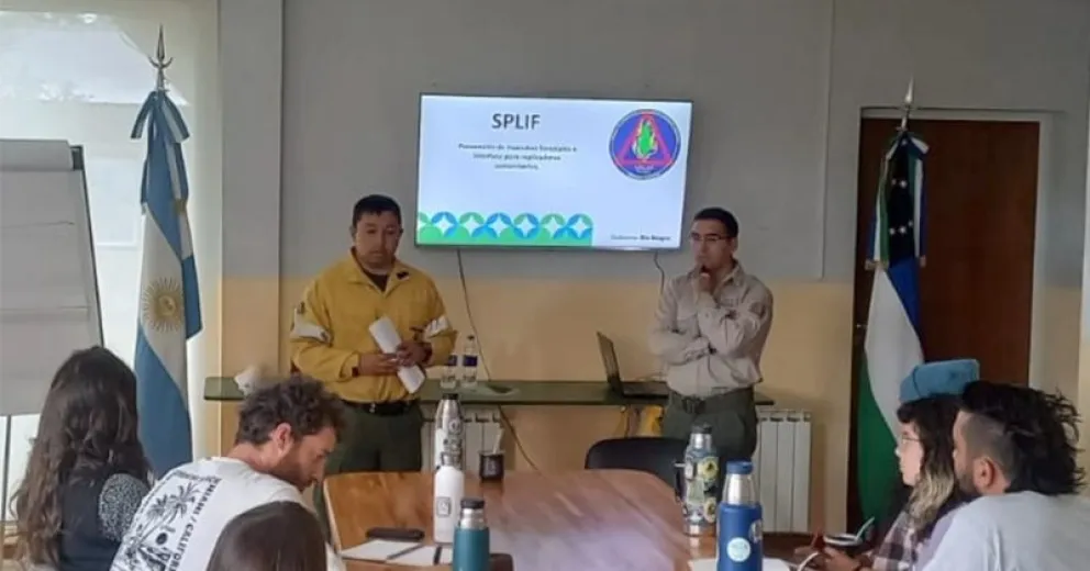 Momento del curso que brindaron en Splif Bariloche. 