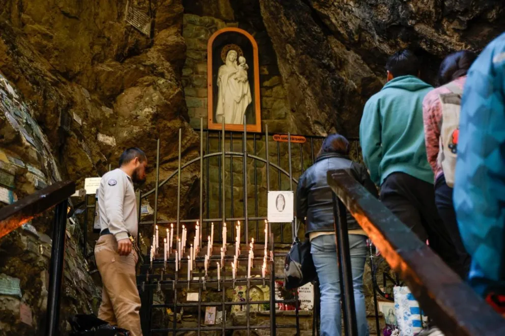 La misión era llegar a la gruta y así lo hizo la mayoría. Fotos y video de Eugenia Neme.